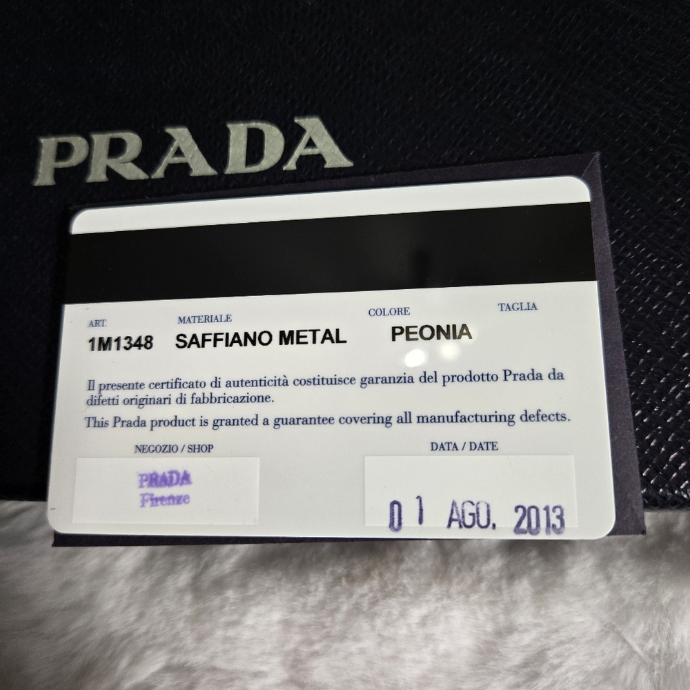 Prada Peonia Pink Zip Around Wallet w/Registration card & Original Box - EUC - Picture 11 of 16